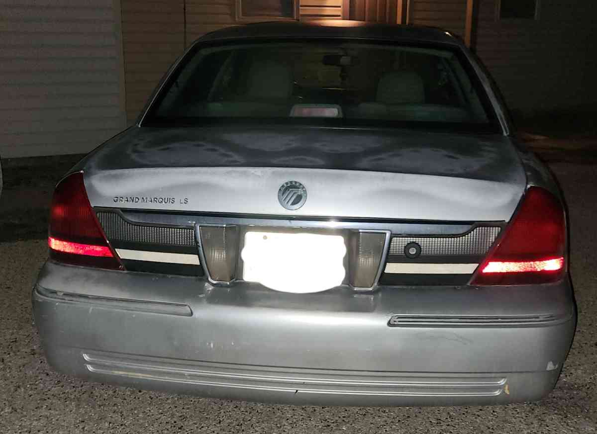 2009 Grand Marquis - Odessa, Texas - FleaMarketBay