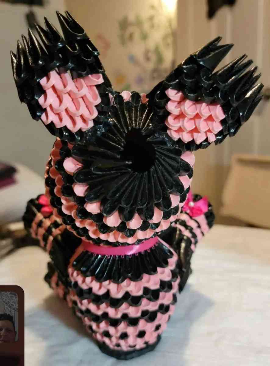 Pink and black 3d origami that I made - Anderson, California - FleaMarketBay