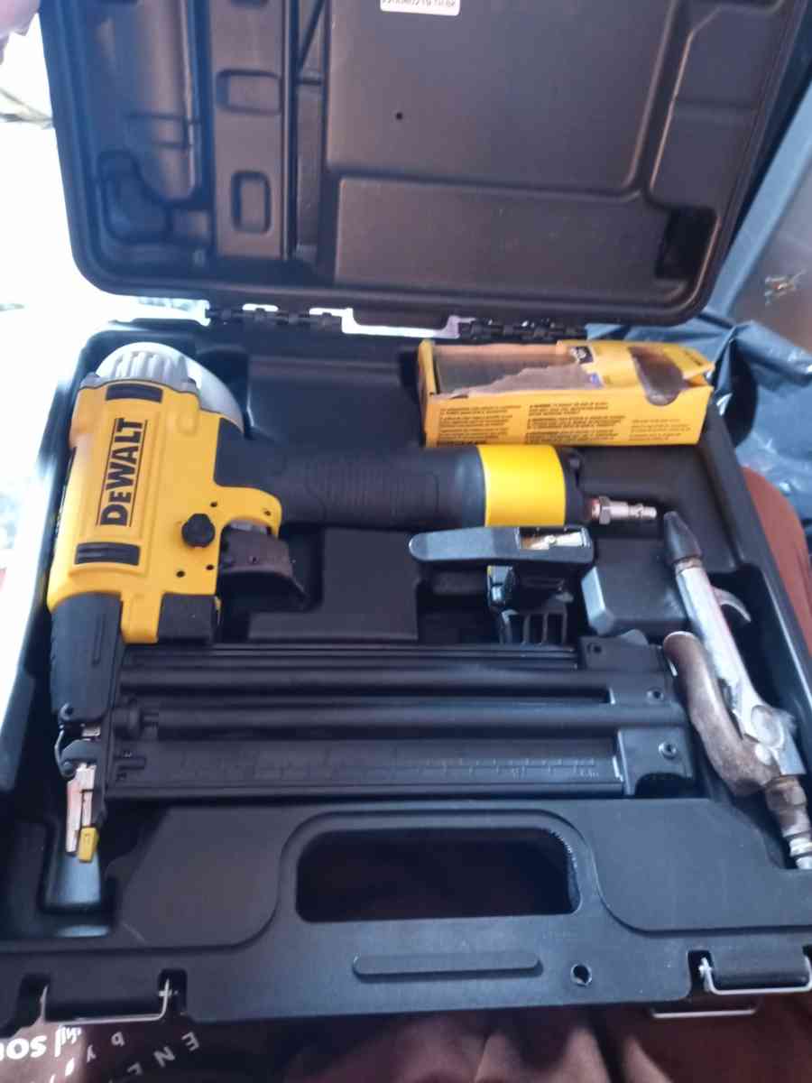 nail gun - Flowery Branch, Georgia - FleaMarketBay