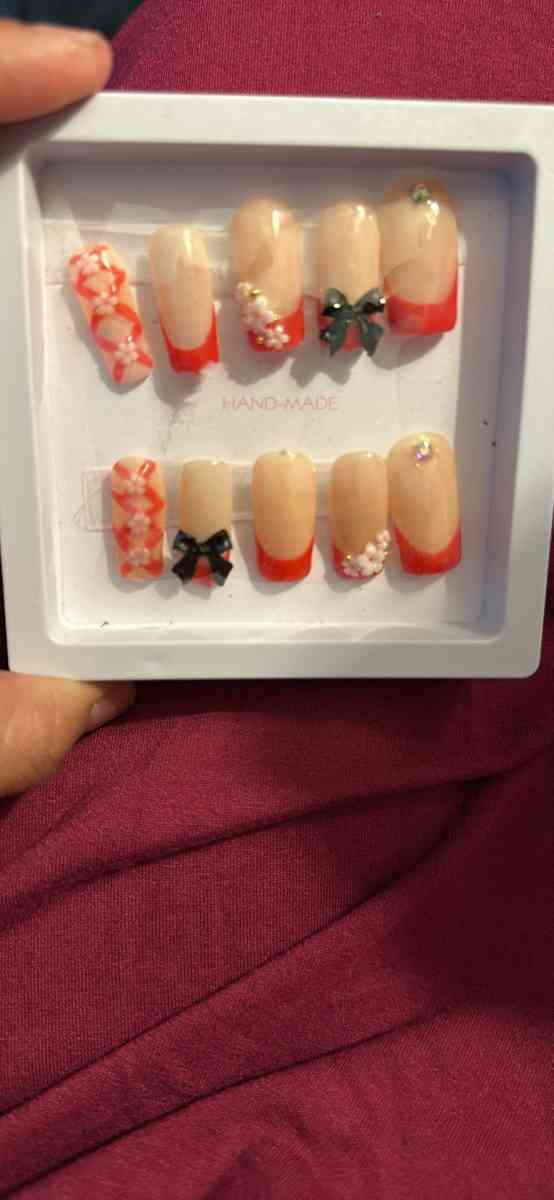 nails red nails - Yakima, Washington - FleaMarketBay