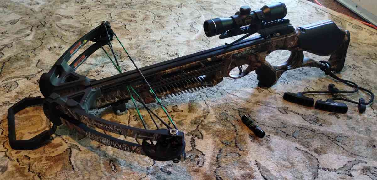 crossbow - Lexington, Indiana - FleaMarketBay