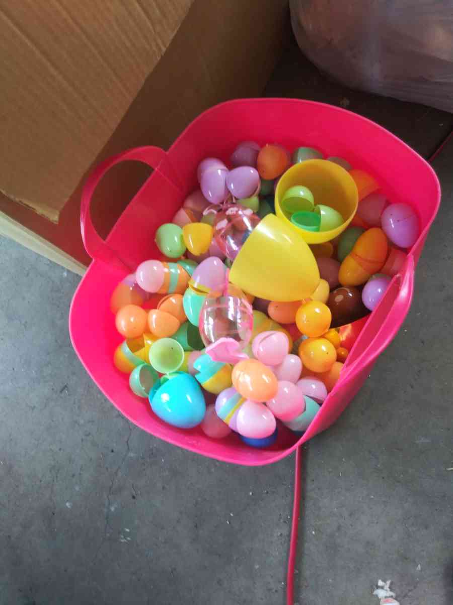Easter Eggs with pink bag - Tampa, Florida - FleaMarketBay