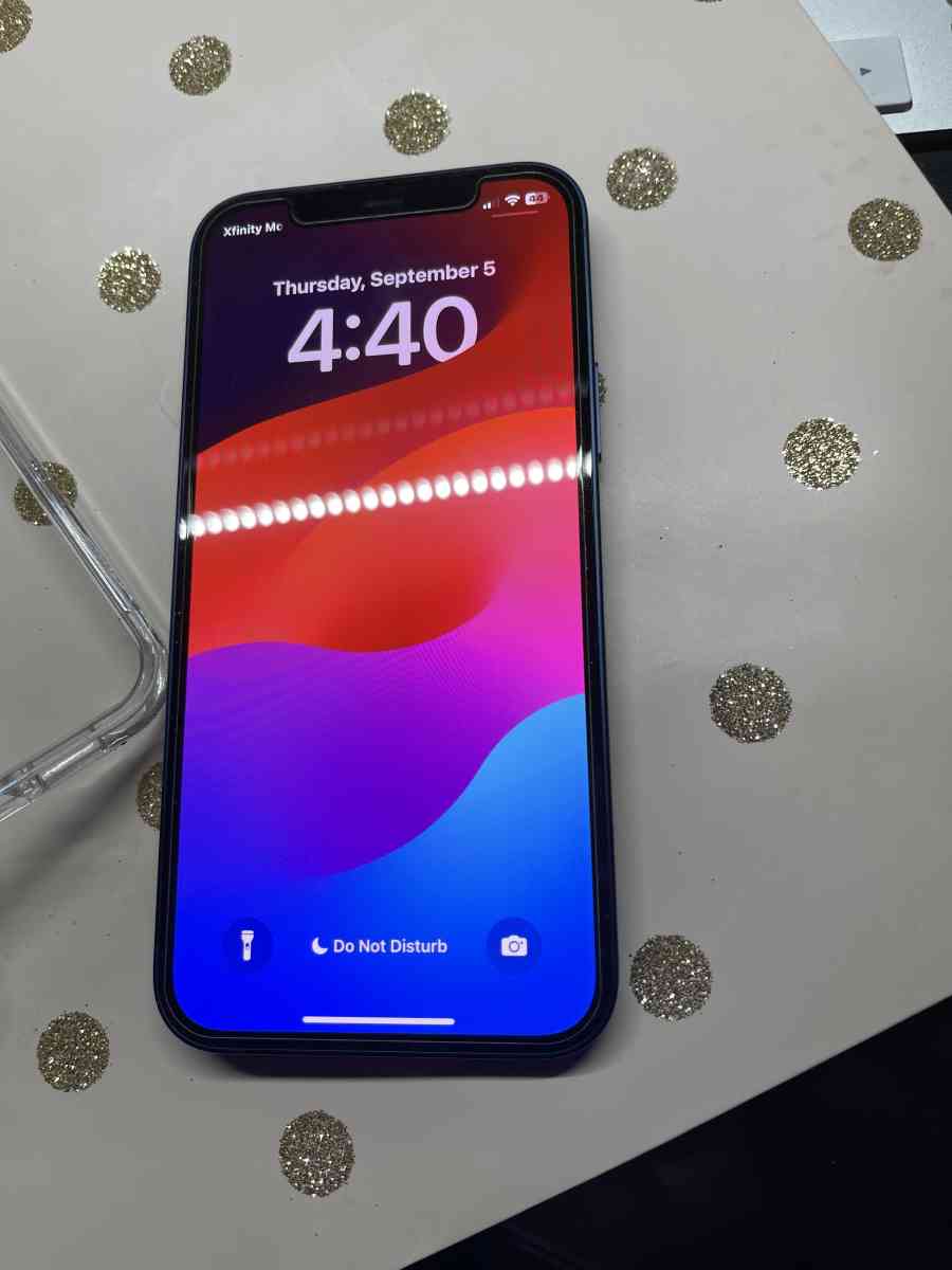 iPhone 12 - Aurora, Illinois