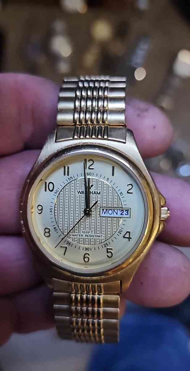 Waltham god watch with elastic band - Shelby, North Carolina