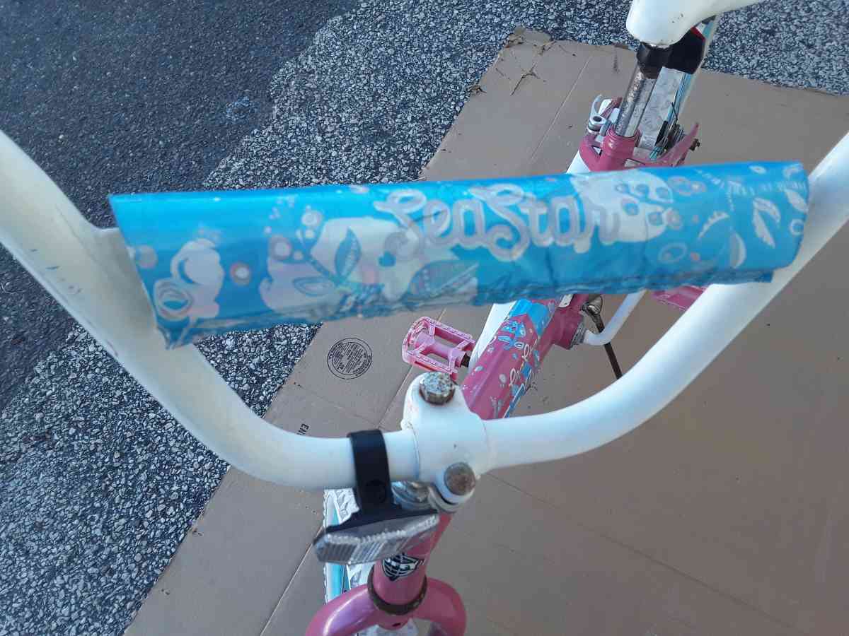 Nice White Girls 20 Huffy Sea Star Bicycle Like New - Williamstown, New Jersey - FleaMarketBay
