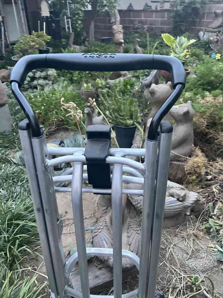 4 in 1 Cosco Handtruck - Fresno, California - FleaMarketBay