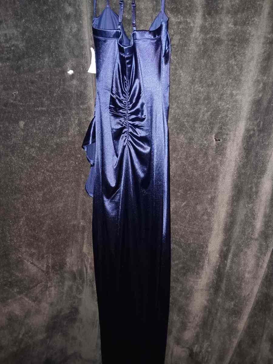 Windsor Dress - Independence, Missouri - FleaMarketBay