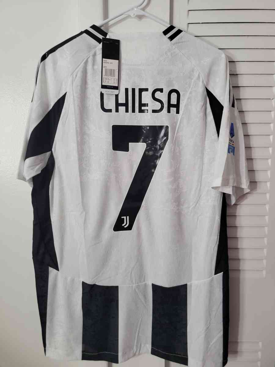 Juventus Jersey Soccer 2025 Fan Version Size L Chiesa - Miami, Florida