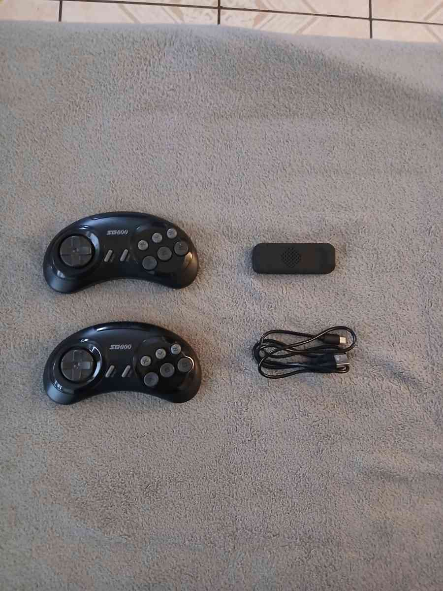 SG800 24G Wireless Game Controller Sega Genesis TV Game - North Hollywood, California - FleaMarketBay