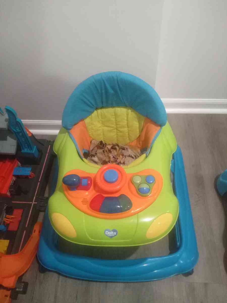 baby toys - Achilles, Virginia - FleaMarketBay