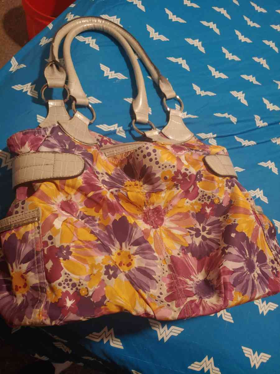 purse - Commerce City, Colorado - FleaMarketBay
