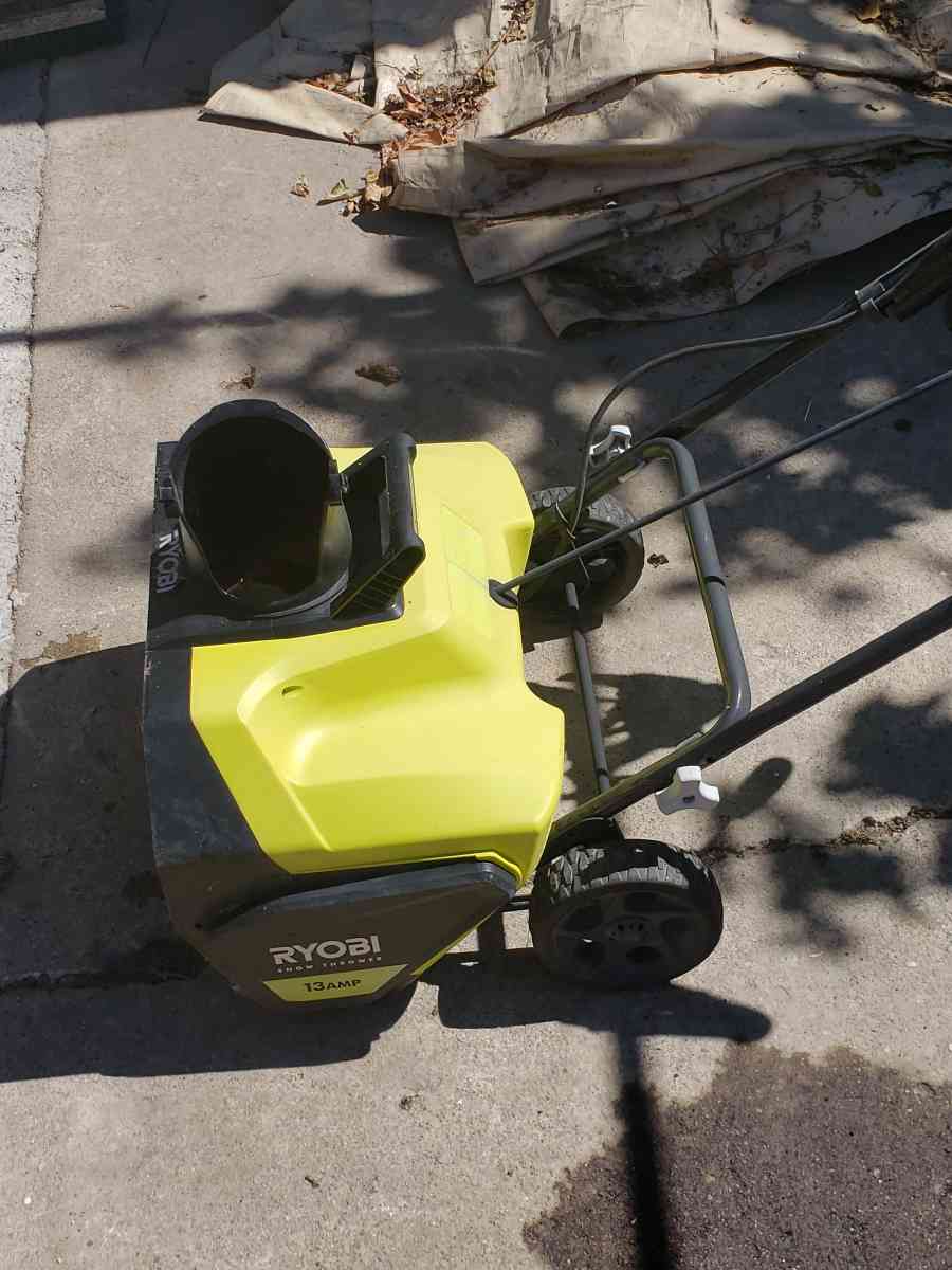 Electric snowblower - Salt Lake City, Utah