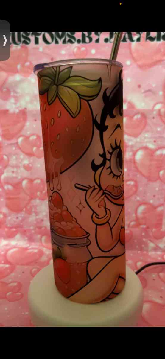 Strawberry Betty Boop frosted tumbler - Oxnard, California - FleaMarketBay