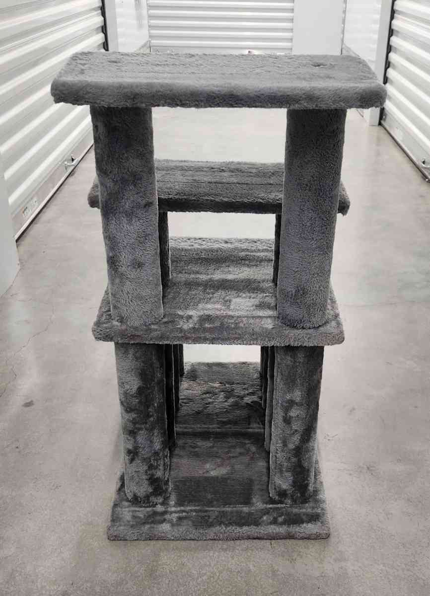 Furhaven Steady Paws 4 Step Pet Stairs for High Beds Sofas - Kenner, Louisiana - FleaMarketBay