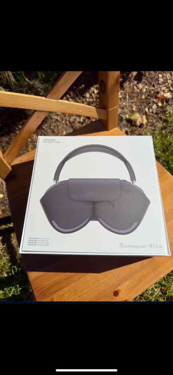 Airpod Max Space Gray SEALED - Frisco, Texas - FleaMarketBay