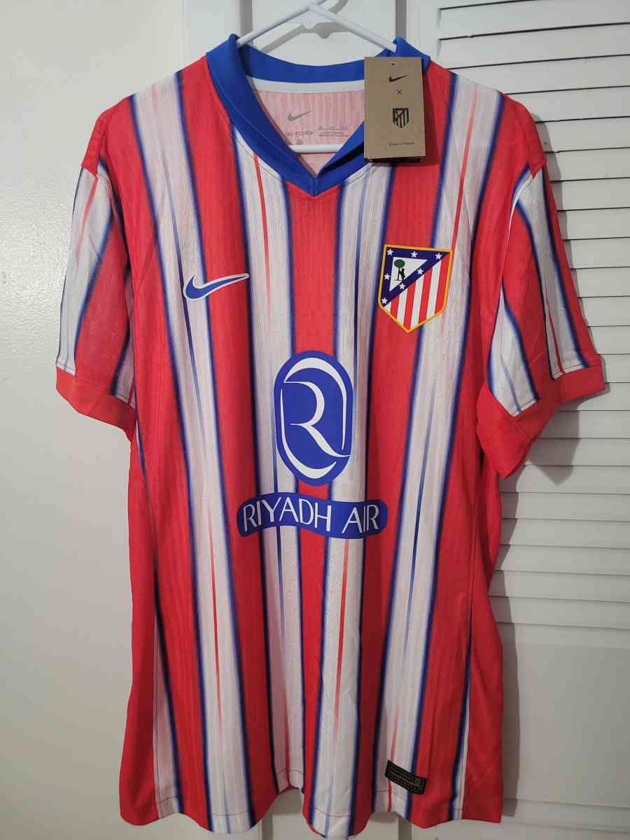 Atletico Madrid Soccer Jersey 2025 Player Version Size M L - Miami, Florida - FleaMarketBay