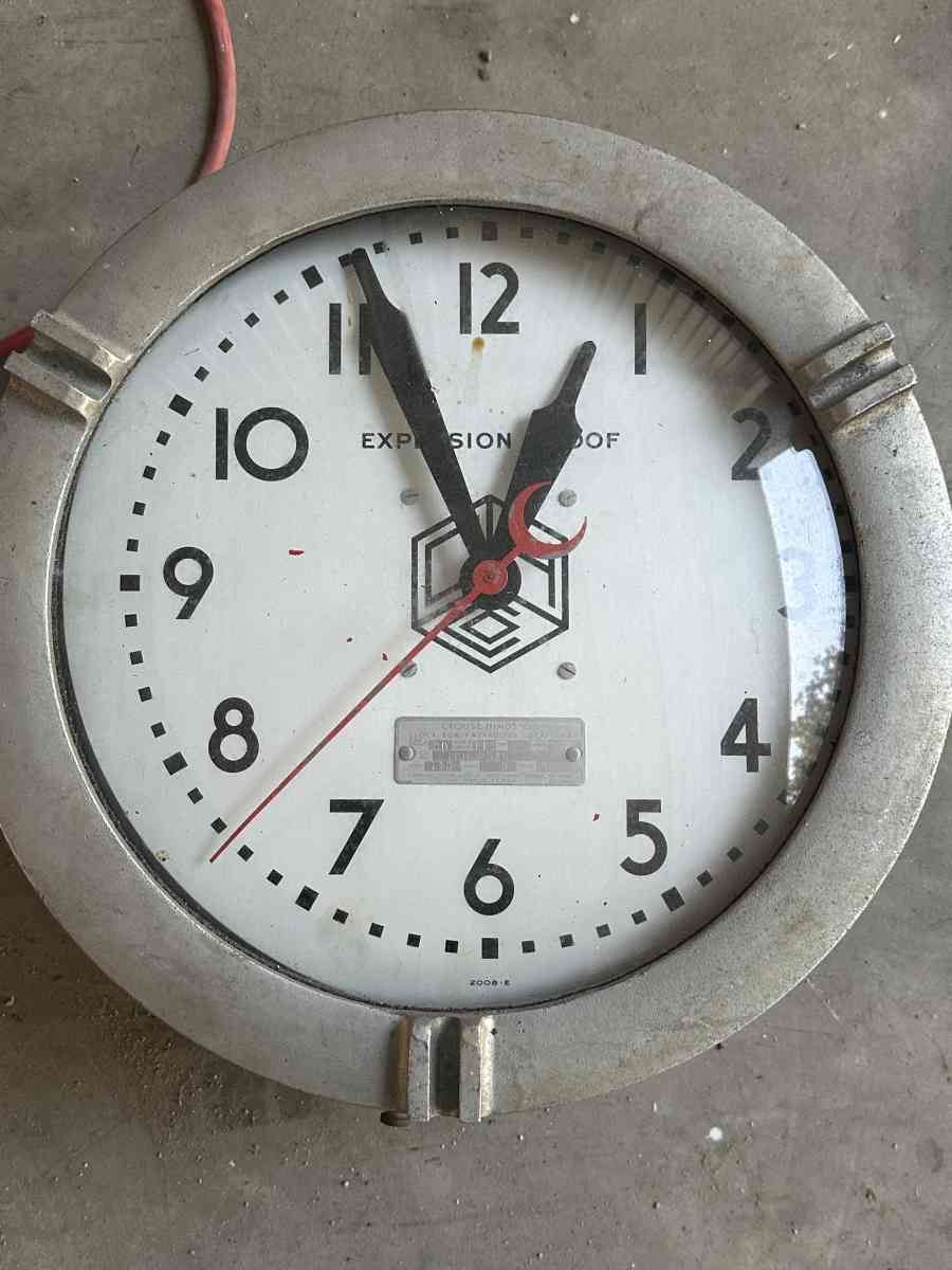 Crouse Hinds Explosion Proof Industrial Clock - Plano, Texas - FleaMarketBay