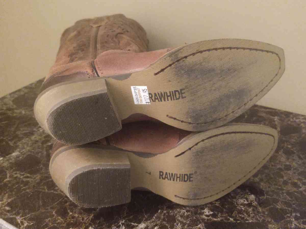 Abilene Womens Vintage Tan with Brown Snip Toe Cowgirl Boots - Corydon, Indiana - FleaMarketBay