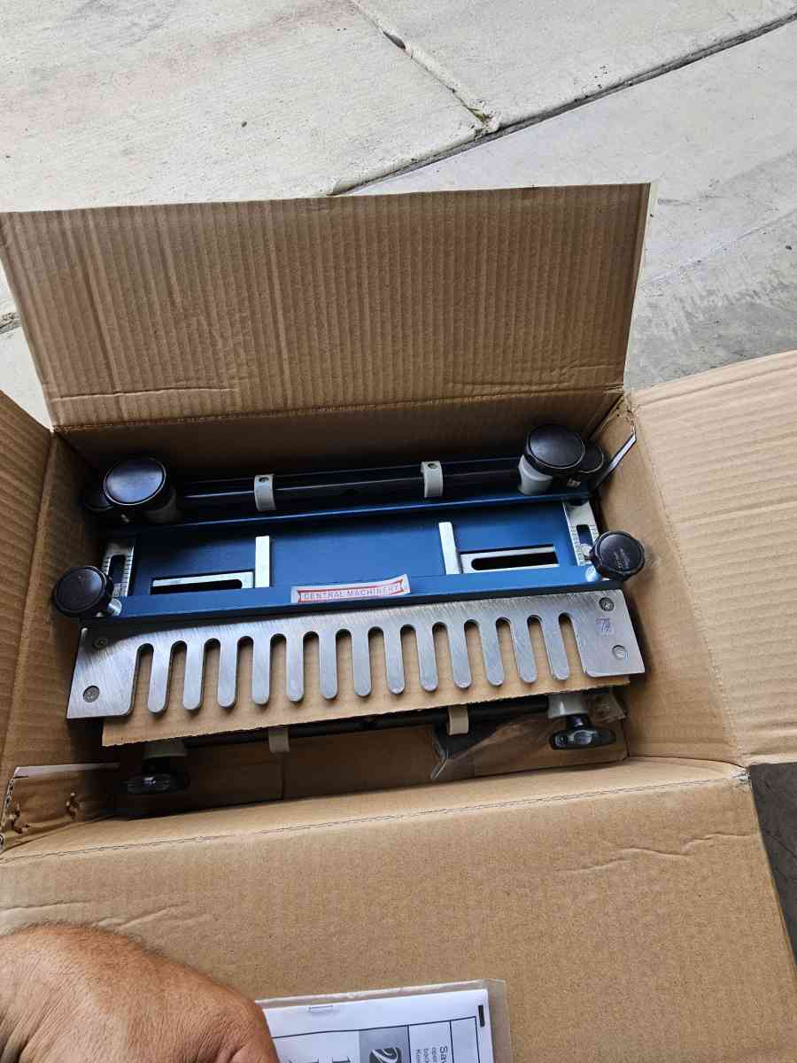 Dovetail fixture - Denton, Texas - FleaMarketBay