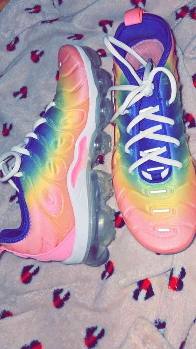 Nike Air Vapormax - Fresno, California - FleaMarketBay
