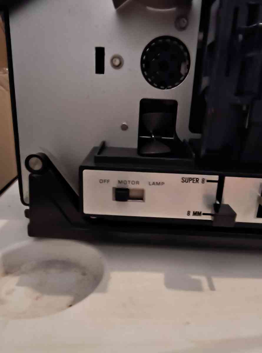 Old  Unused Projector - San Antonio, Texas - FleaMarketBay