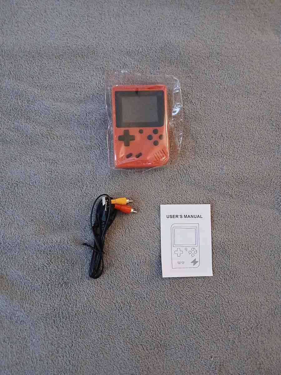 400 In 1 Retro Video Portable Console Game Box Red 8 Bit - North Hollywood, California - FleaMarketBay