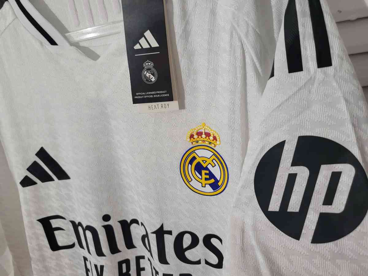 Real Madrid 2025 Player Version Size L 2XL Modric - Miami, Florida - FleaMarketBay