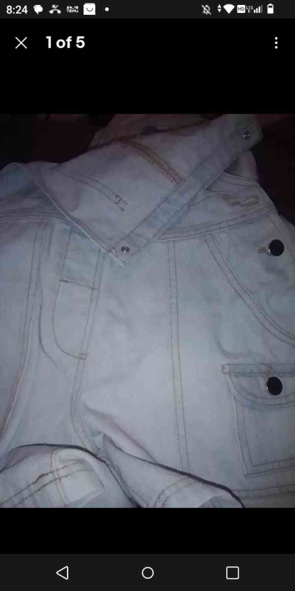 women medium jumper - Miami, Florida - FleaMarketBay