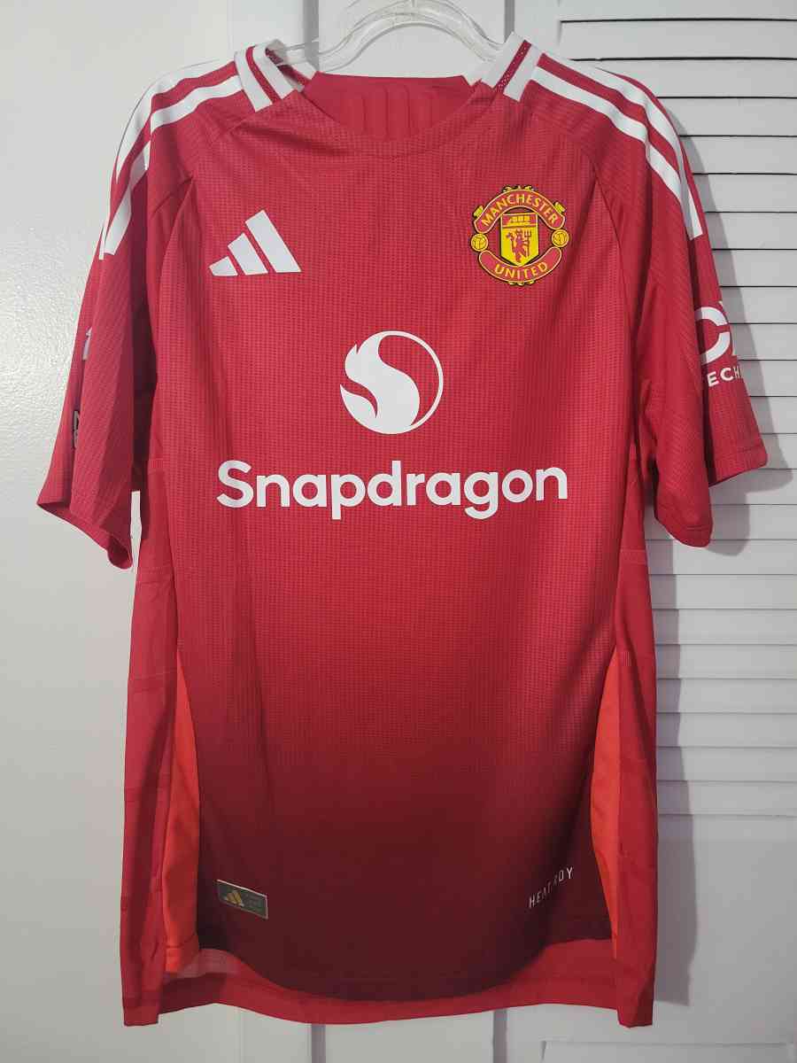 Manchester United Jersey Soccer Player Version Size L Garnac - Miami, Florida - FleaMarketBay