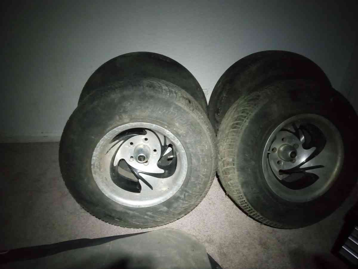 progressive 15 in racing rims - Wichita, Kansas - FleaMarketBay