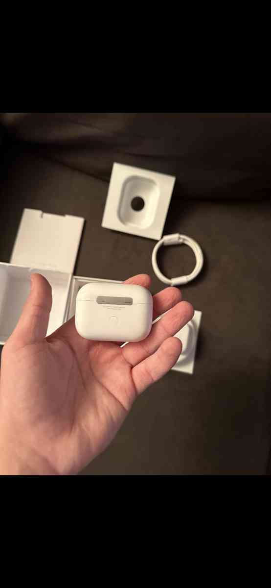 AirPod Pros 2nd Generation - Chicago, Illinois - FleaMarketBay