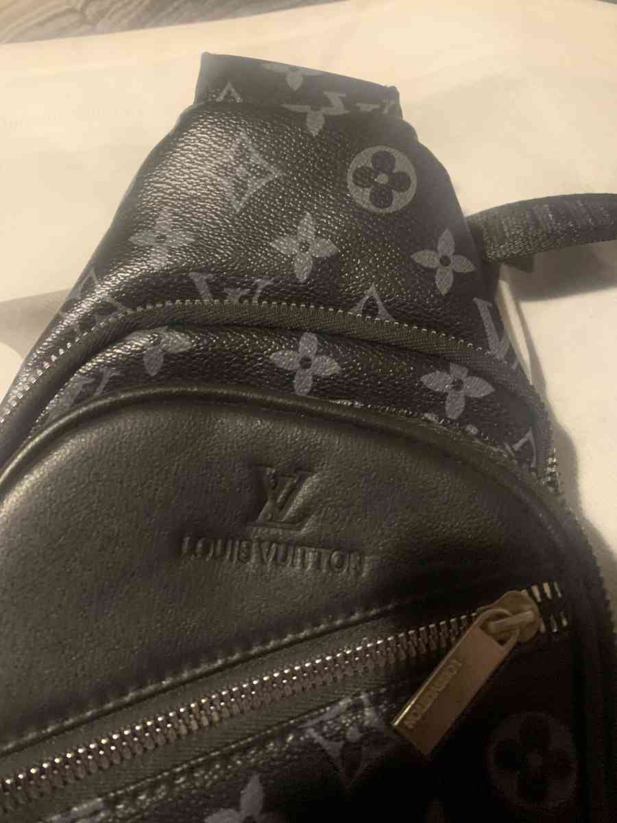 LV Bag - Youngstown, Ohio - FleaMarketBay
