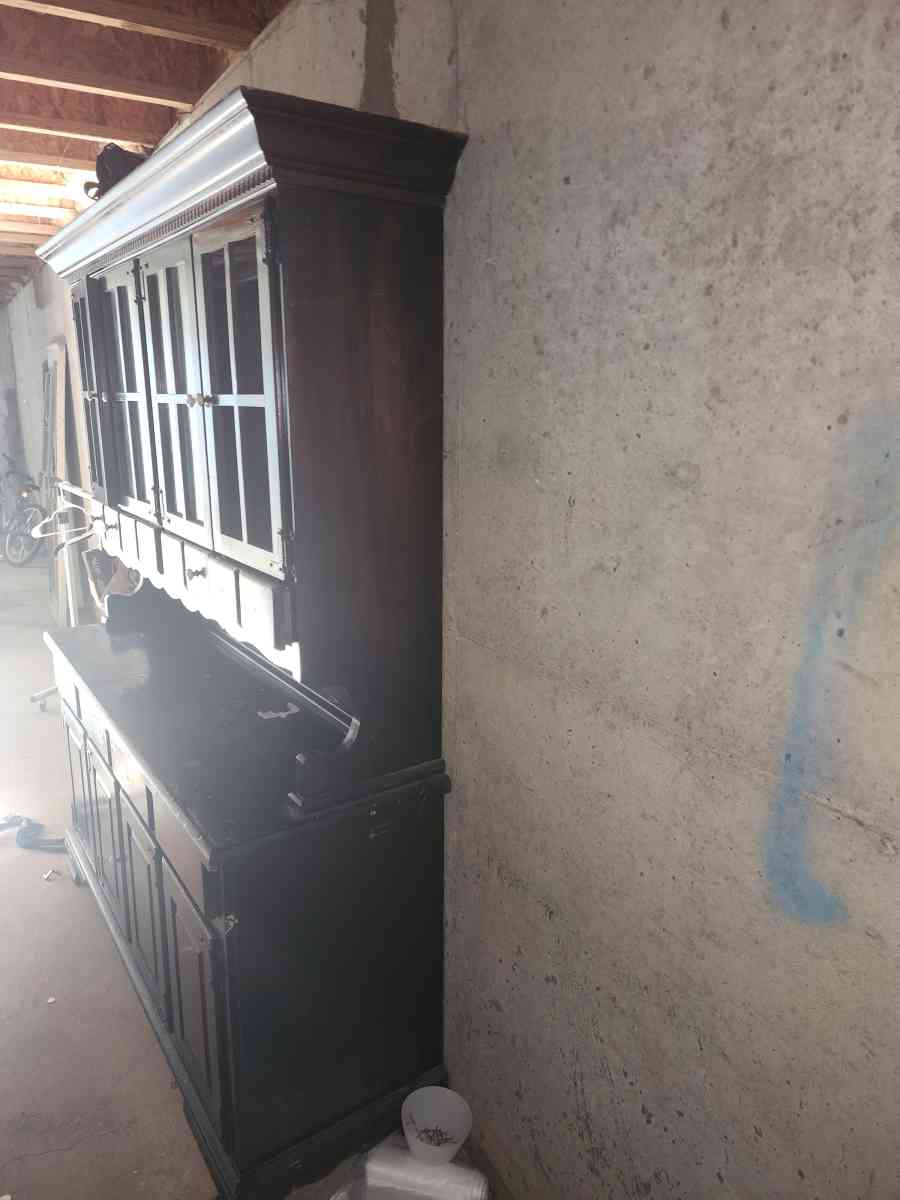 China Cabinet - Louisville, Kentucky - FleaMarketBay