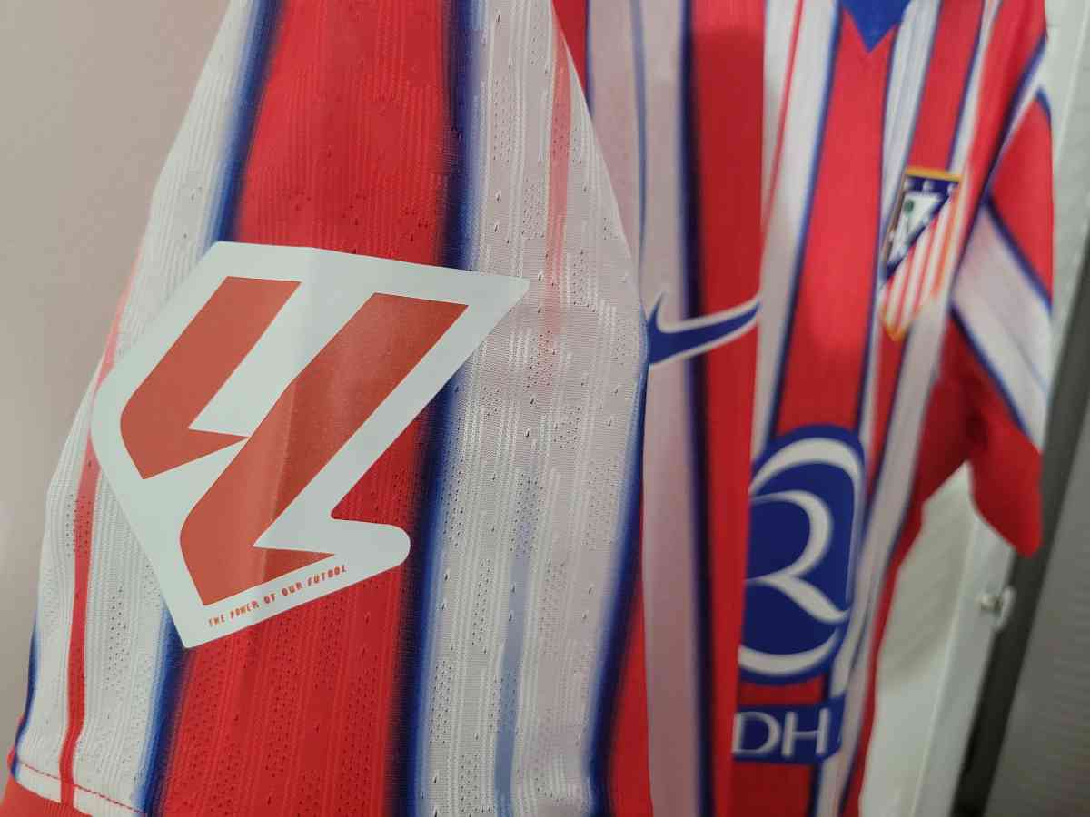 Atletico Madrid Soccer Jersey 2025 Player Version Size M L - Miami, Florida - FleaMarketBay