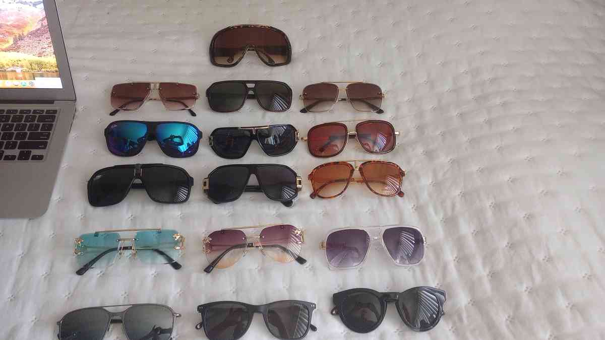 Sunglasses Collection 300 For Whole Collection - Los Angeles, California
