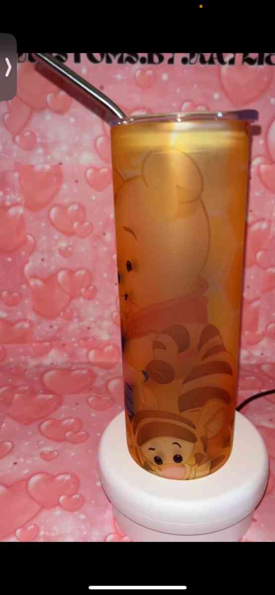Winnie the Pooh frosted glass tumbler - Oxnard, California - FleaMarketBay