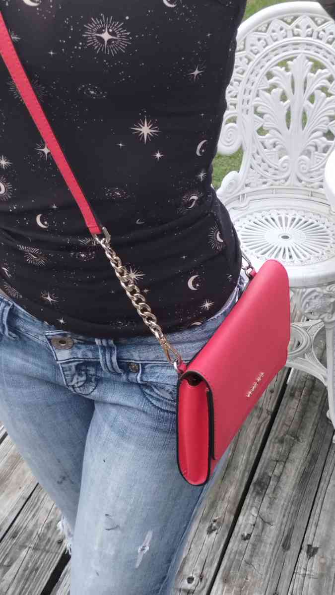 Saffiano Leather Michael Kors Crossbody - Akron, Ohio - FleaMarketBay