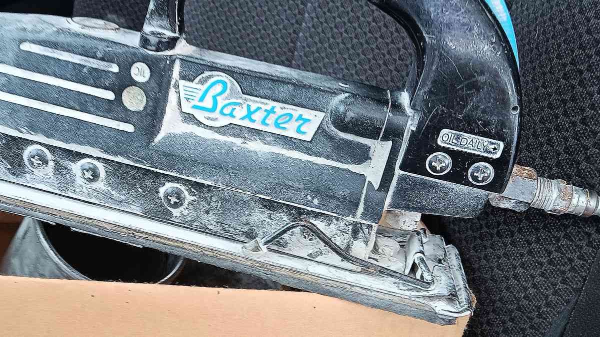 lot of auto Body tools - Newark, Texas - FleaMarketBay