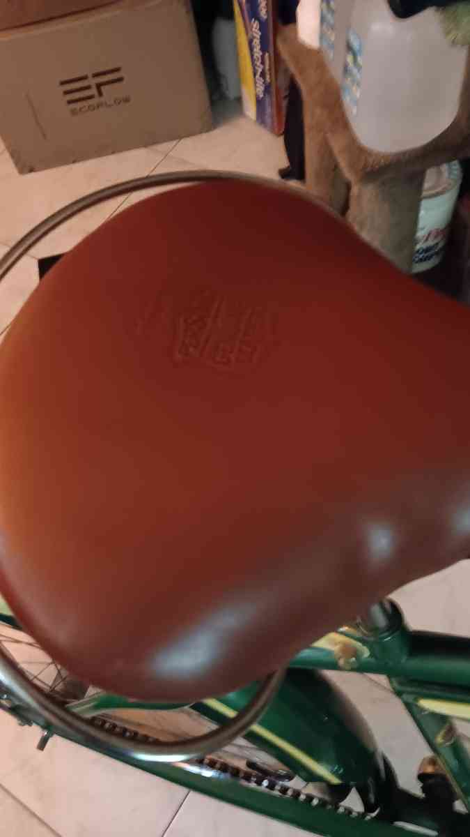 Columbia bicycle reproduction 1952 - Boca Raton, Florida - FleaMarketBay