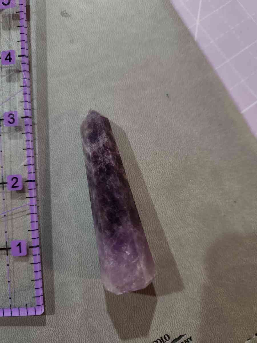 amethyst crystal - Lancaster, Massachusetts - FleaMarketBay
