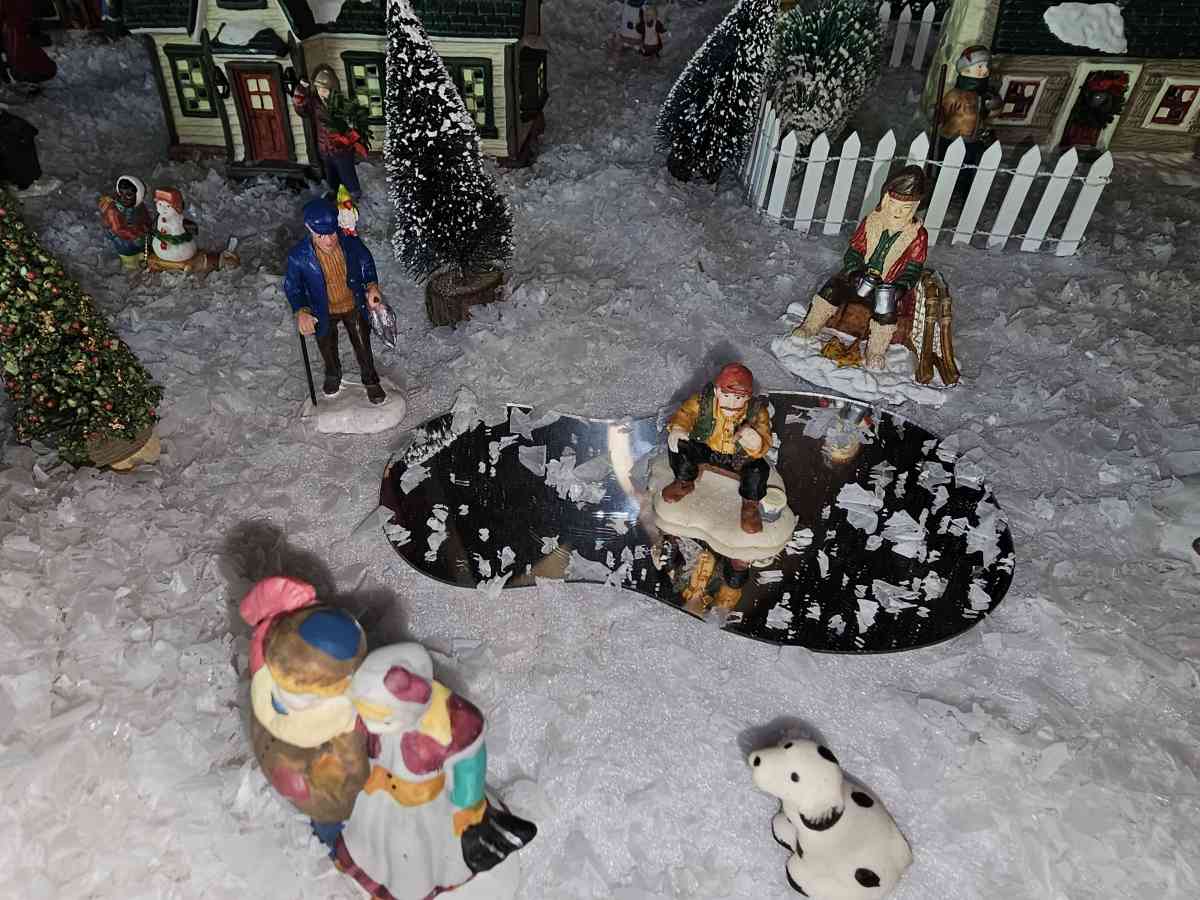 Vintage Christmas Village - Fremont, Michigan - FleaMarketBay