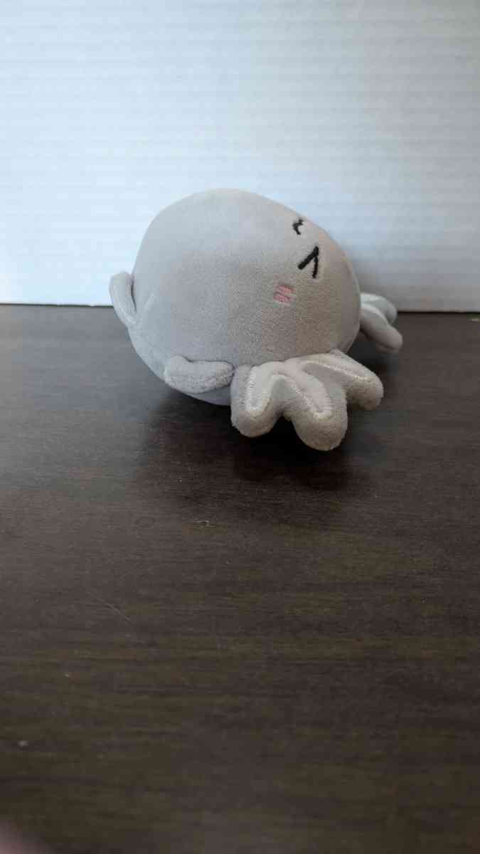 Niuniu Grey Baby - Phoenix, Arizona - FleaMarketBay