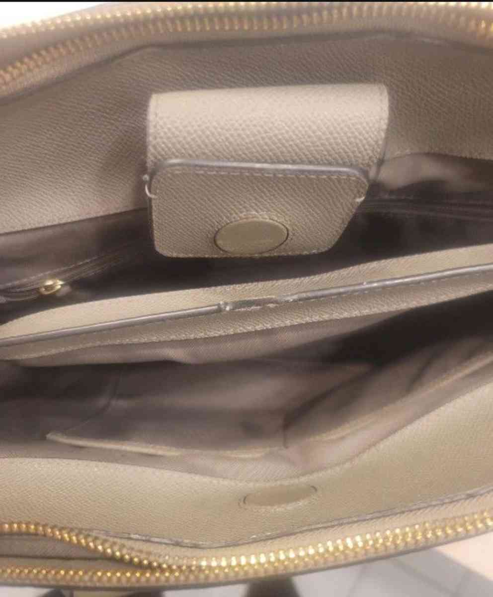 Grey Coach purse - Hudson, Florida - FleaMarketBay