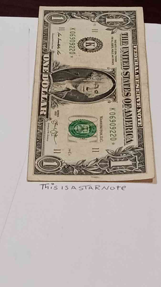 this Tree 1 dollars Bills Are Star Notes