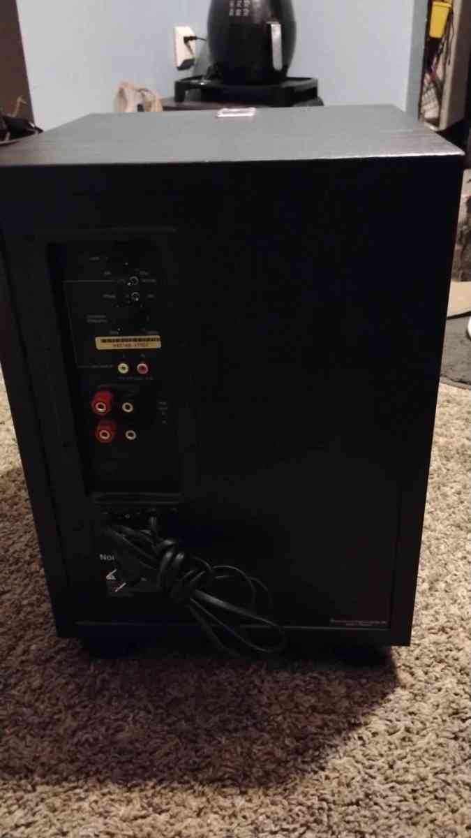 JBL Northridge E150P 10Inch Powered Subwoofer with 150Watt D - Churchville, Virginia