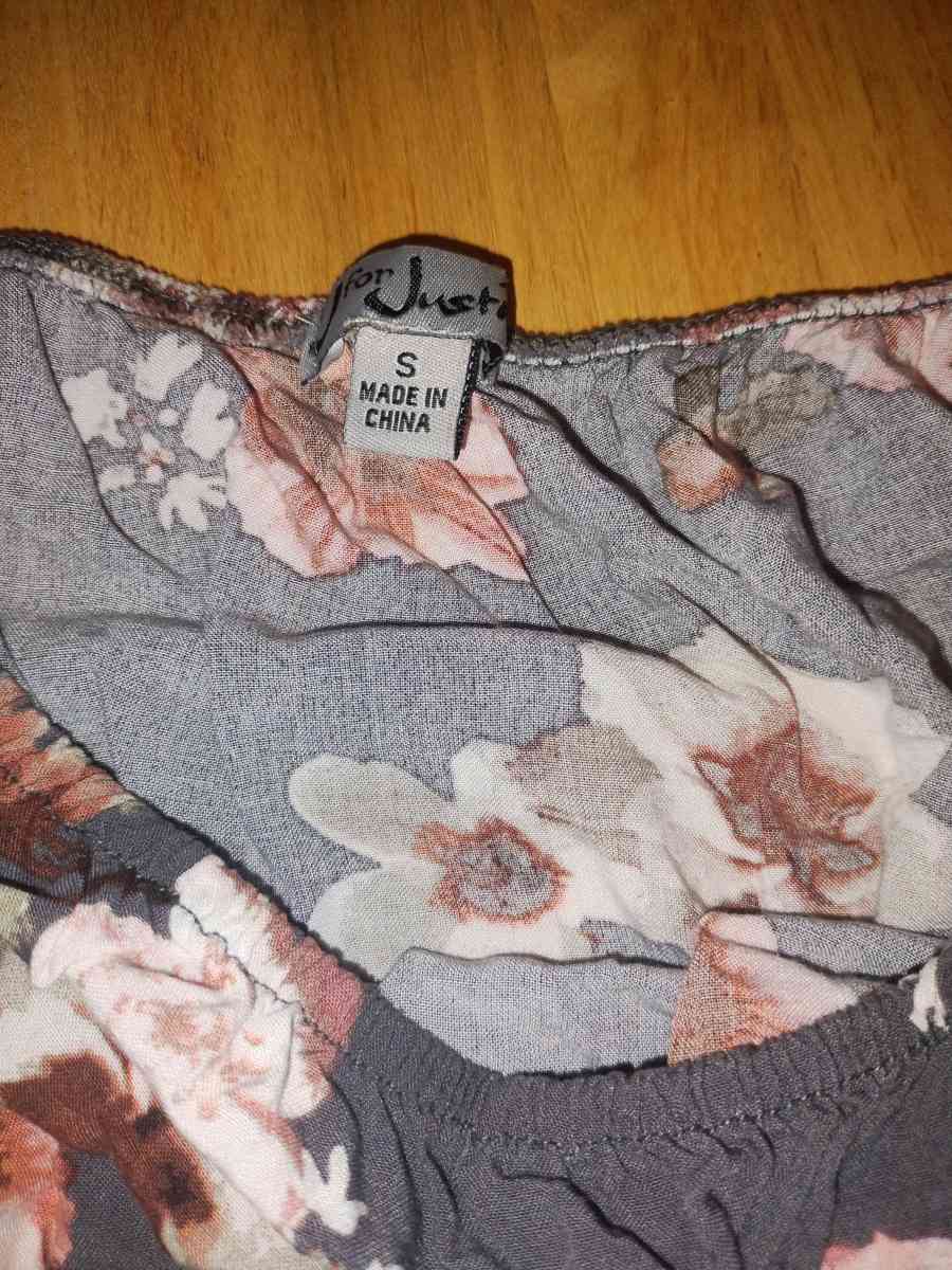 Womens Romper - Jeffersonville, Indiana - FleaMarketBay