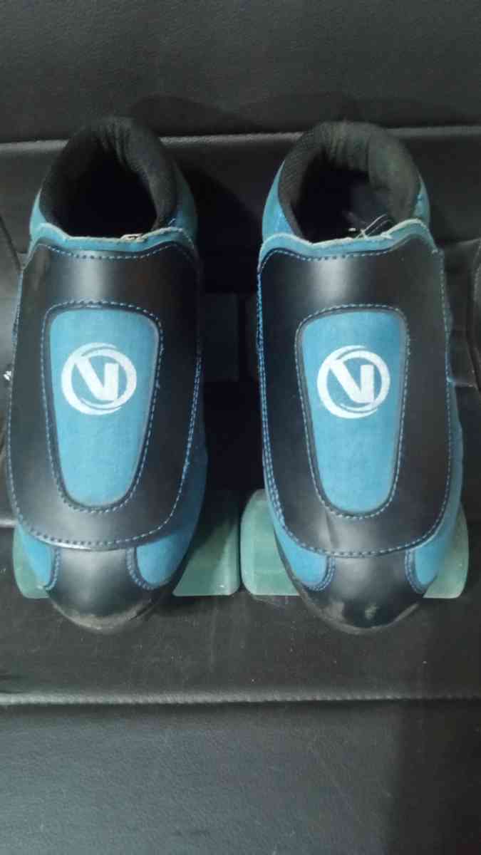 VNLA Quad Skates Size 7 - Ooltewah, Tennessee - FleaMarketBay