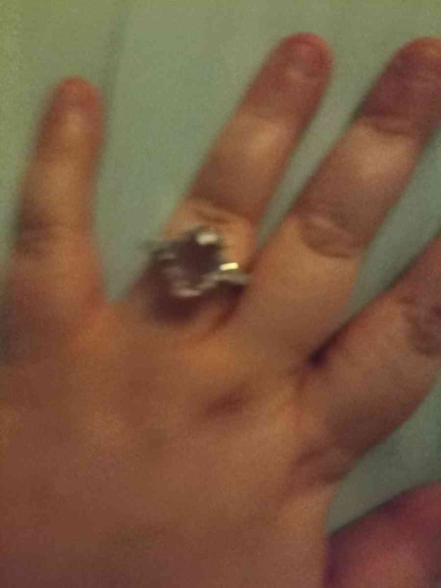 fake diamond ring size 11 - Cleveland, Ohio - FleaMarketBay