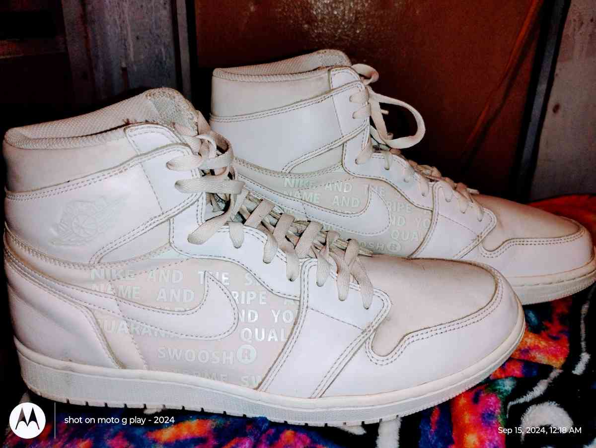 Air Jordan 1 Retro High OG Guava Ice - Abbott, Texas - FleaMarketBay