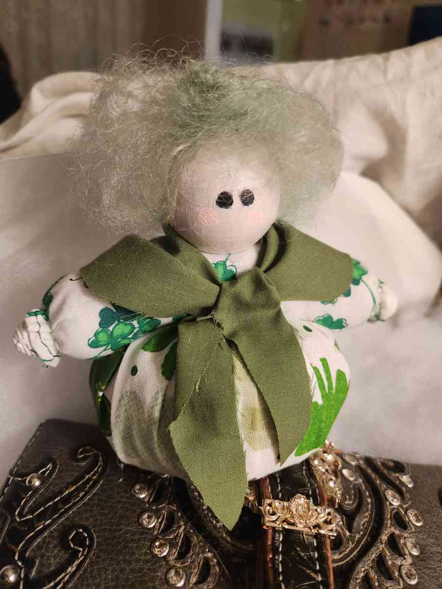 miss lucky pin cushion - Stockton, California